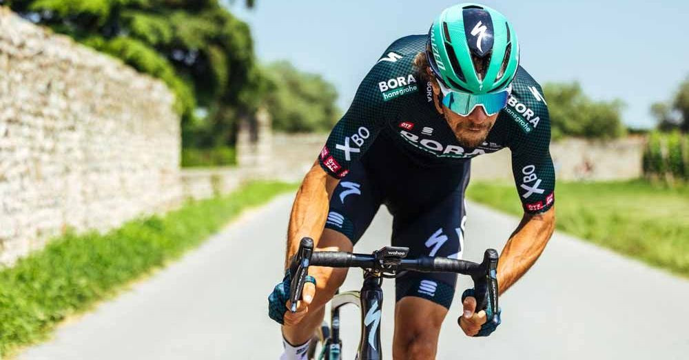 Kenakan Jersey Papan Catur di Tour de France 2021 ...