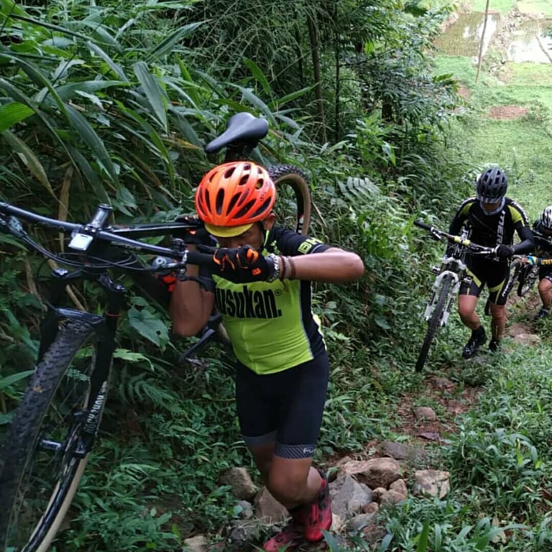 Refreshing Masuk Hutan Ala Blusukan Hepi Gowes Mainsepedacom