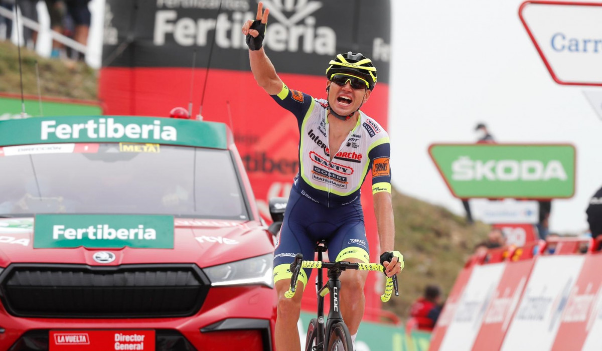 Taaramae Lengserkan Roglic dari Puncak GC