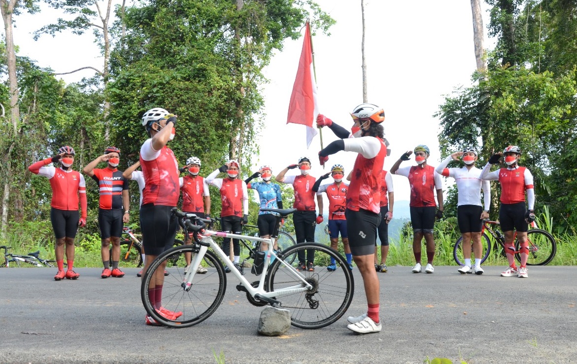 Gowes 176 Kilometer untuk Rayakan Kemerdekaan RI